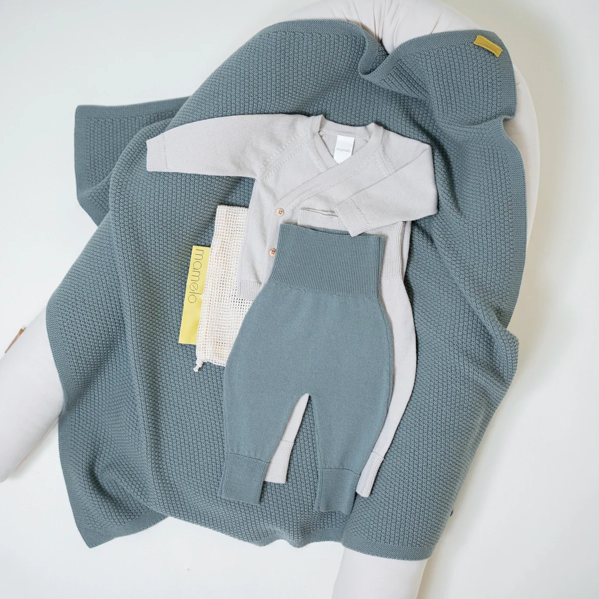GROSSES KUSCHEL-SET BUNDHOSE - Image 10