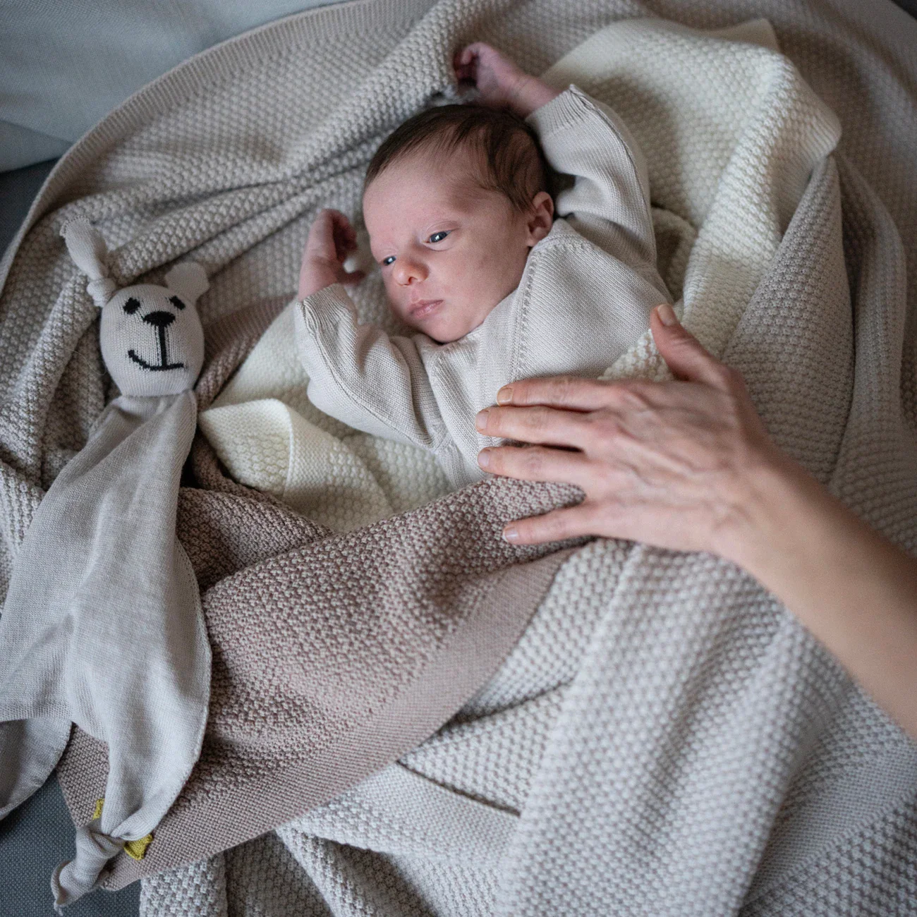 THE WOOLLY FAMILY BLANKET - sand - Image 8