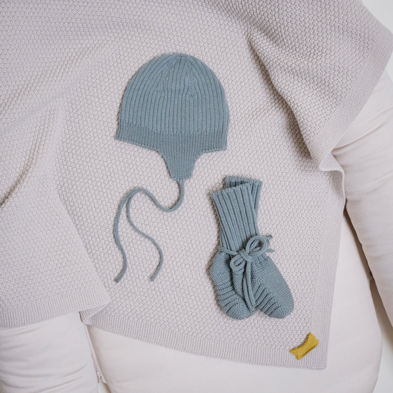 THE WOOLLY BABY BOOTIE - sage - Image 4