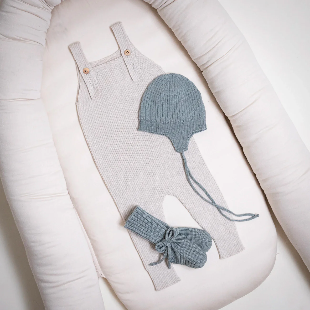 THE WOOLLY BABY HAT - sage - Image 7