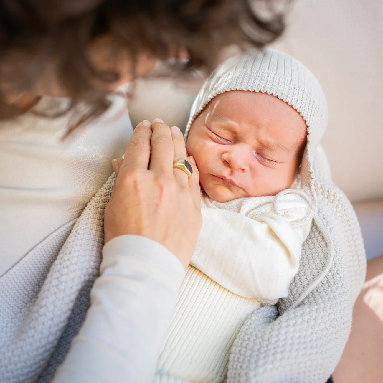 THE WOOLLY BABY HAT - blue - Image 7