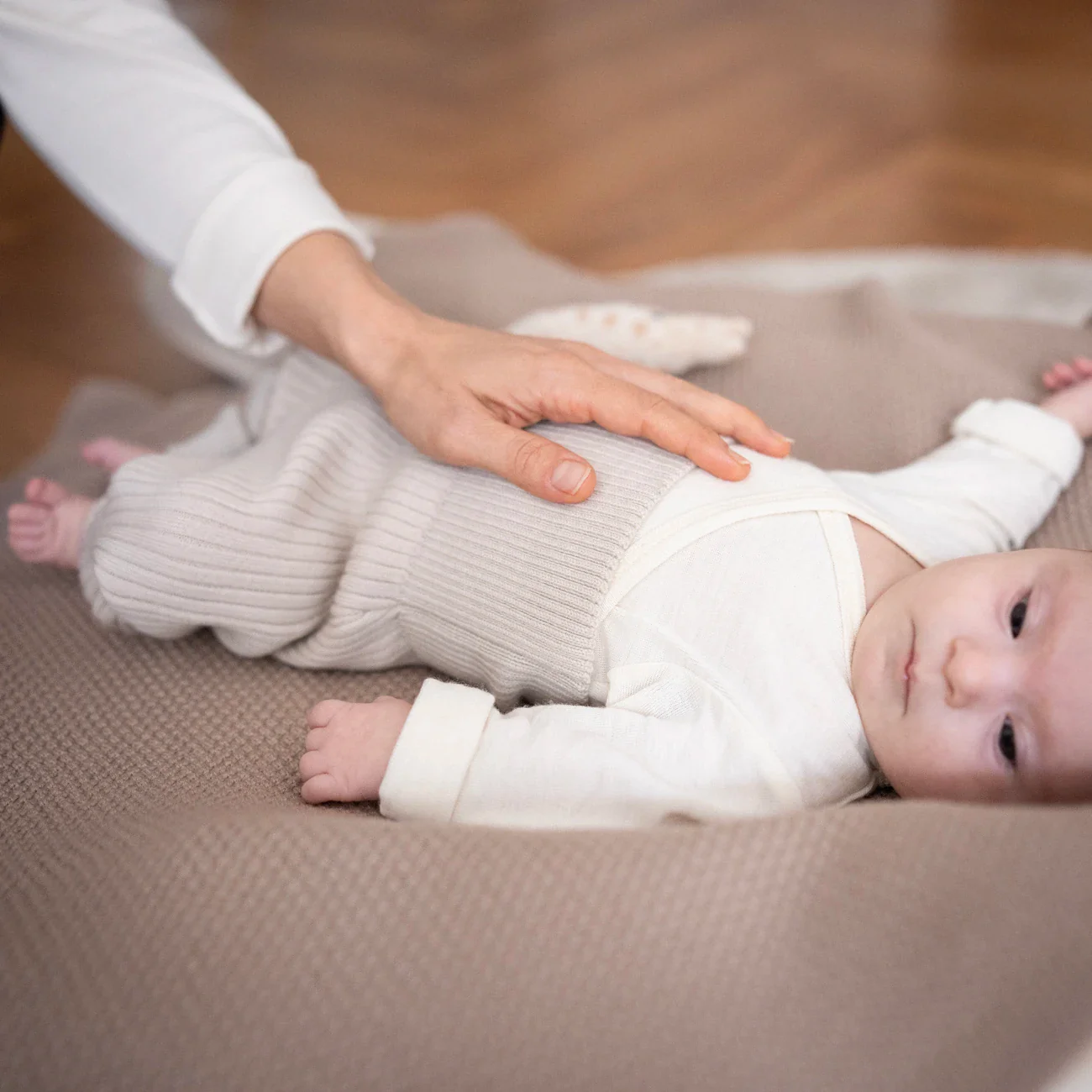 THE WOOLLY BABY LEGGINGS - sand - Image 8