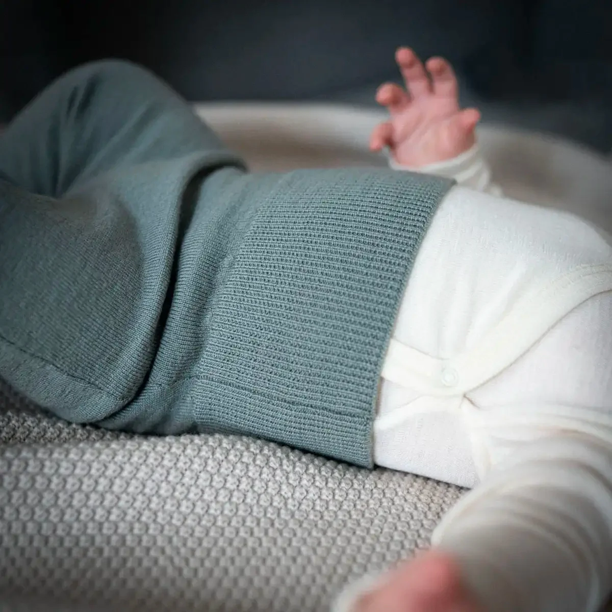 THE WOOLLY BABY PANTS - sage - Image 9