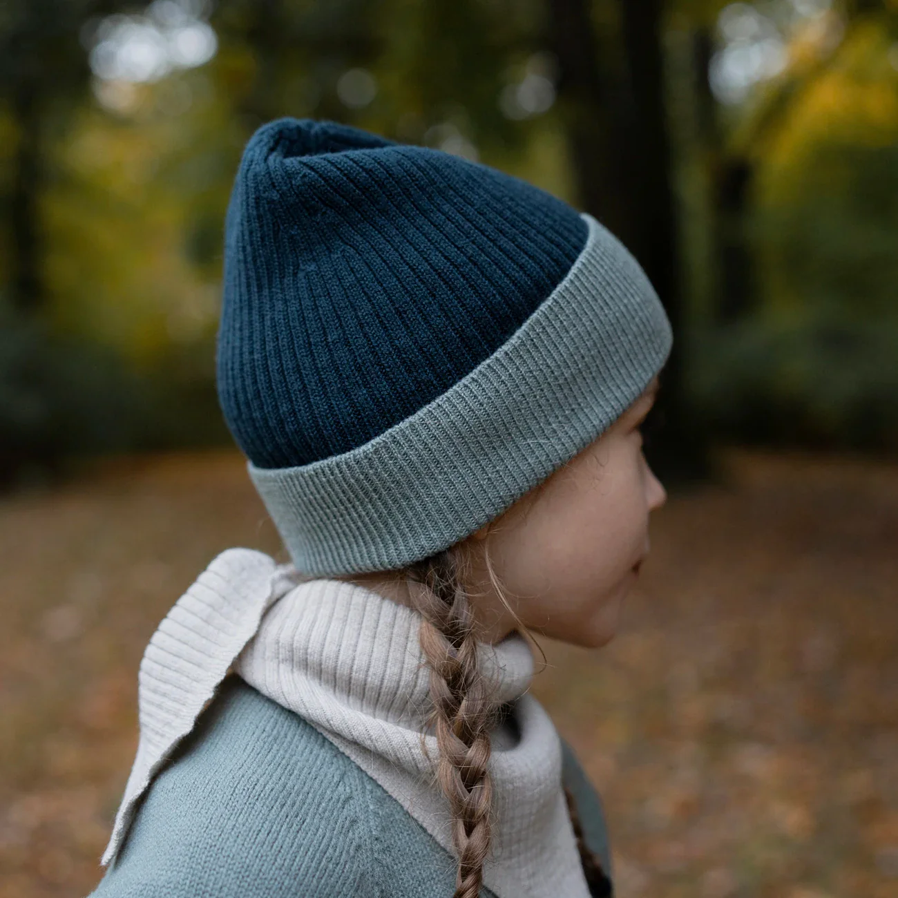 THE WOOLLY BEANIE MULTI - new petrol - Image 6