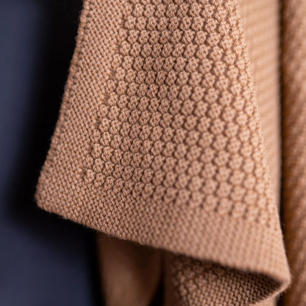 THE WOOLLY BLANKET - camel - Image 10