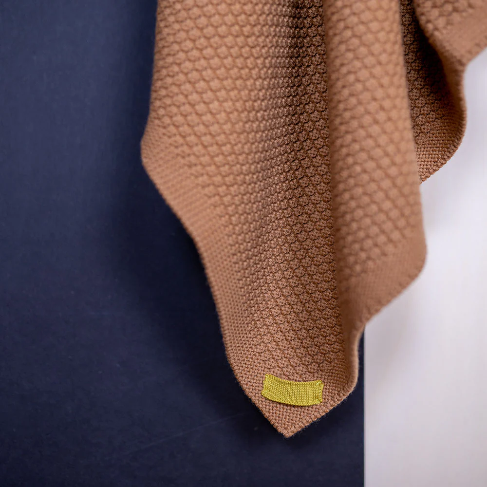 THE WOOLLY BLANKET - camel - Image 11