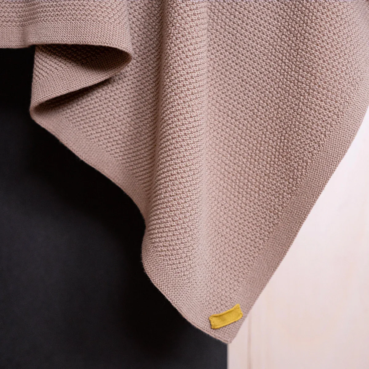 THE WOOLLY BLANKET - cappuccino - Image 3