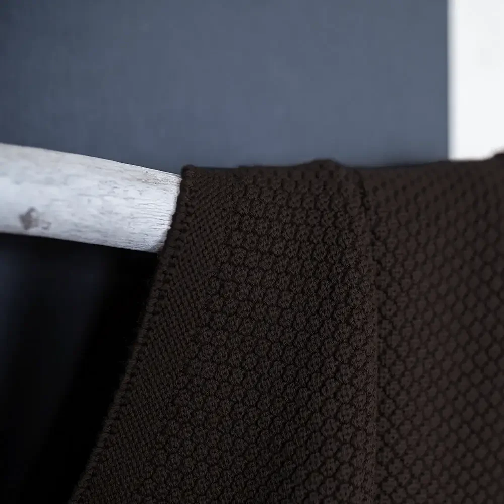 THE WOOLLY BLANKET - chocolate - Image 4