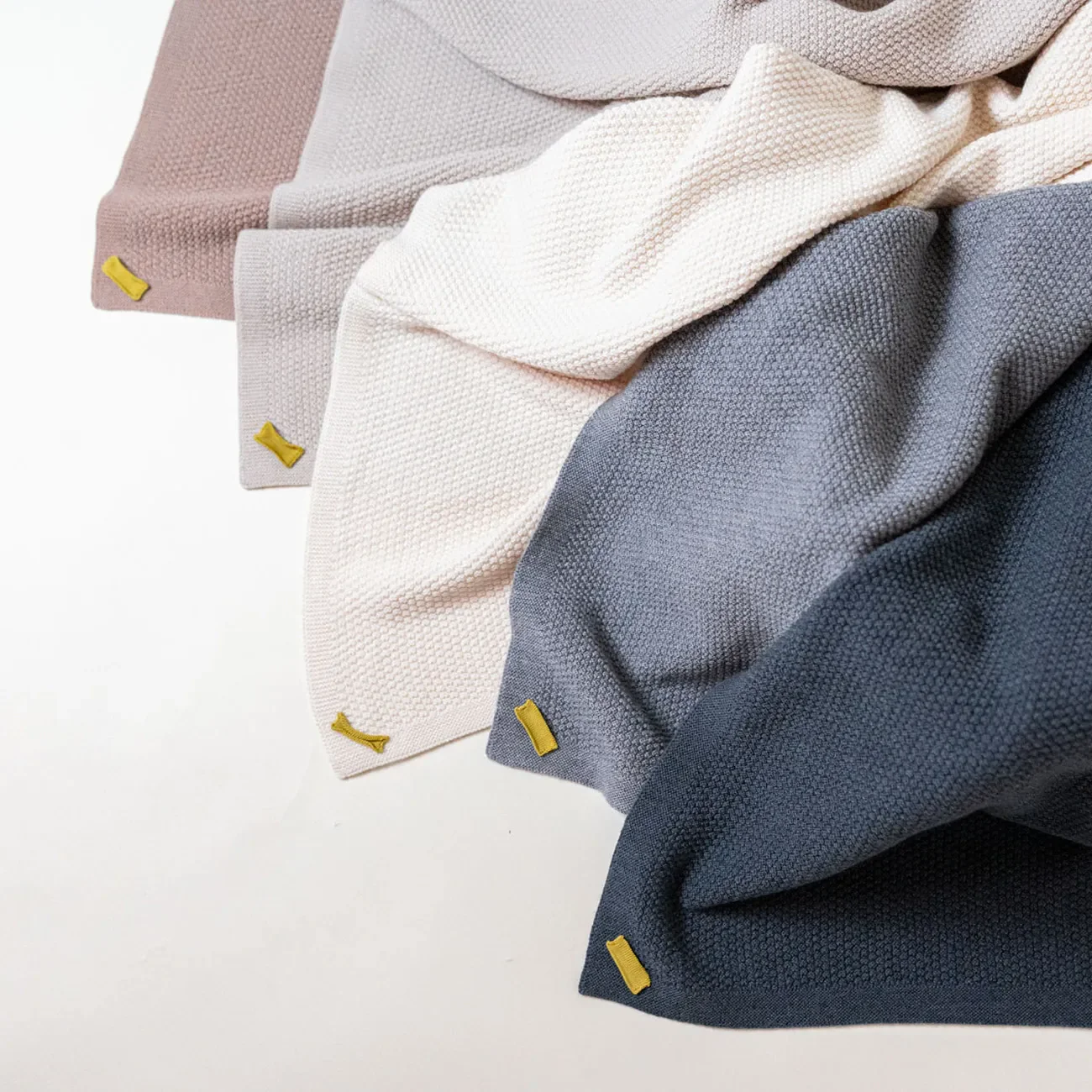 THE WOOLLY BLANKET - cloud grey - Image 6