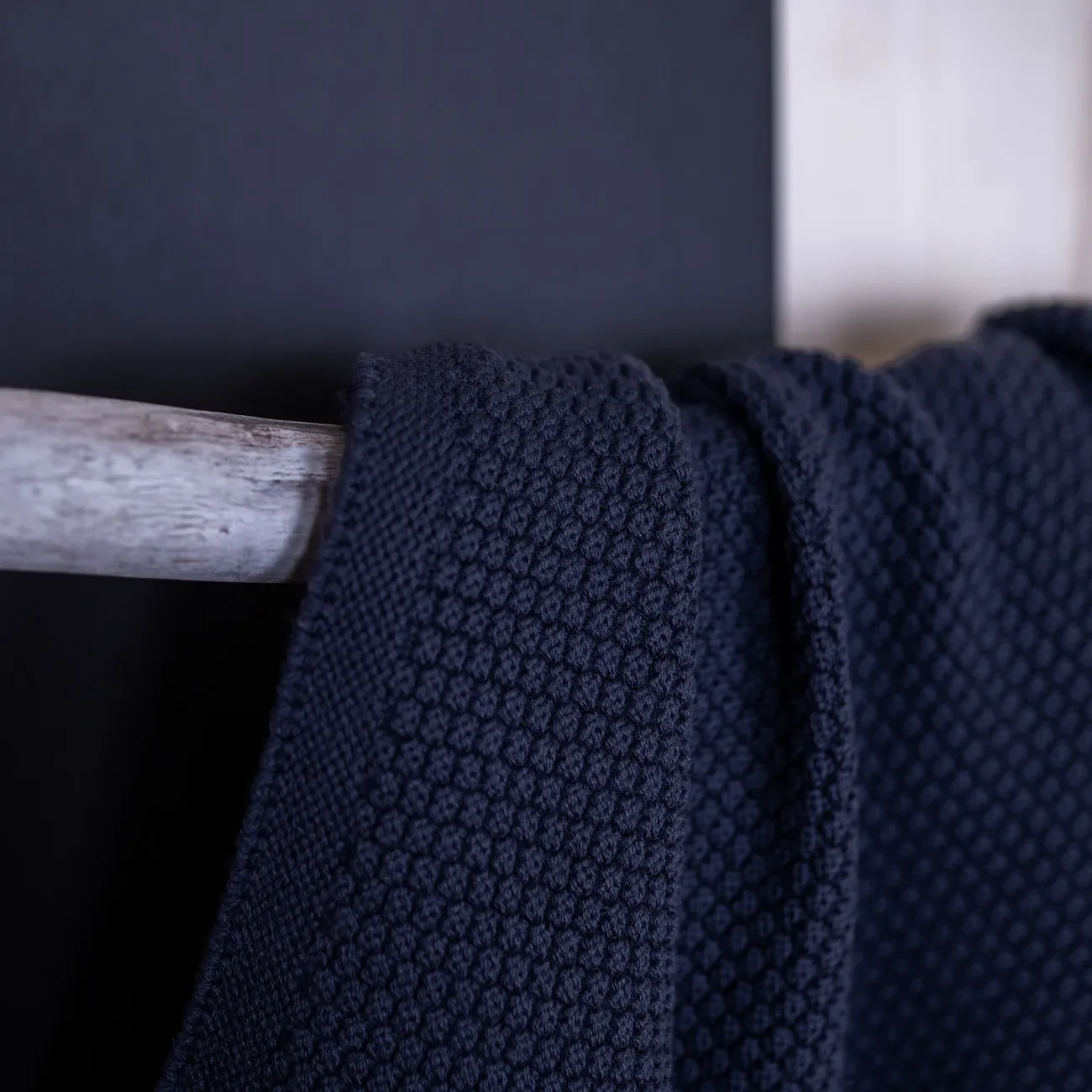 THE WOOLLY BLANKET - midnight blue - Image 5