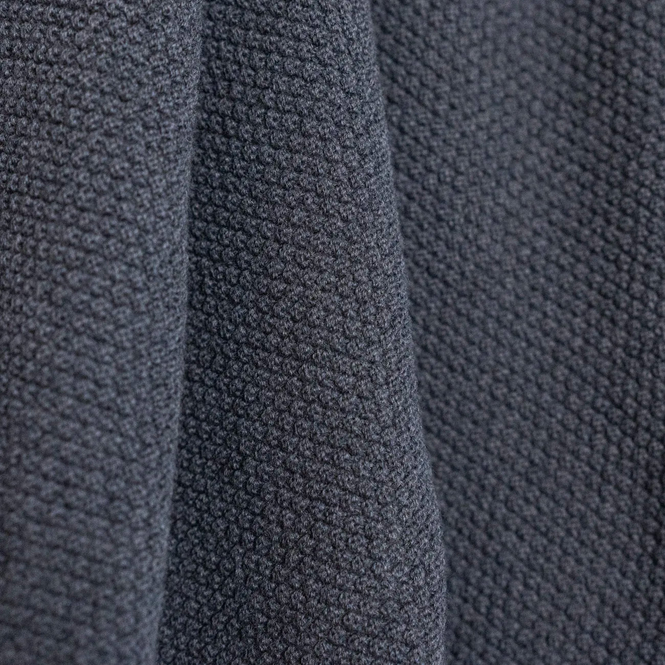 THE WOOLLY BLANKET - graphite grey - Image 4