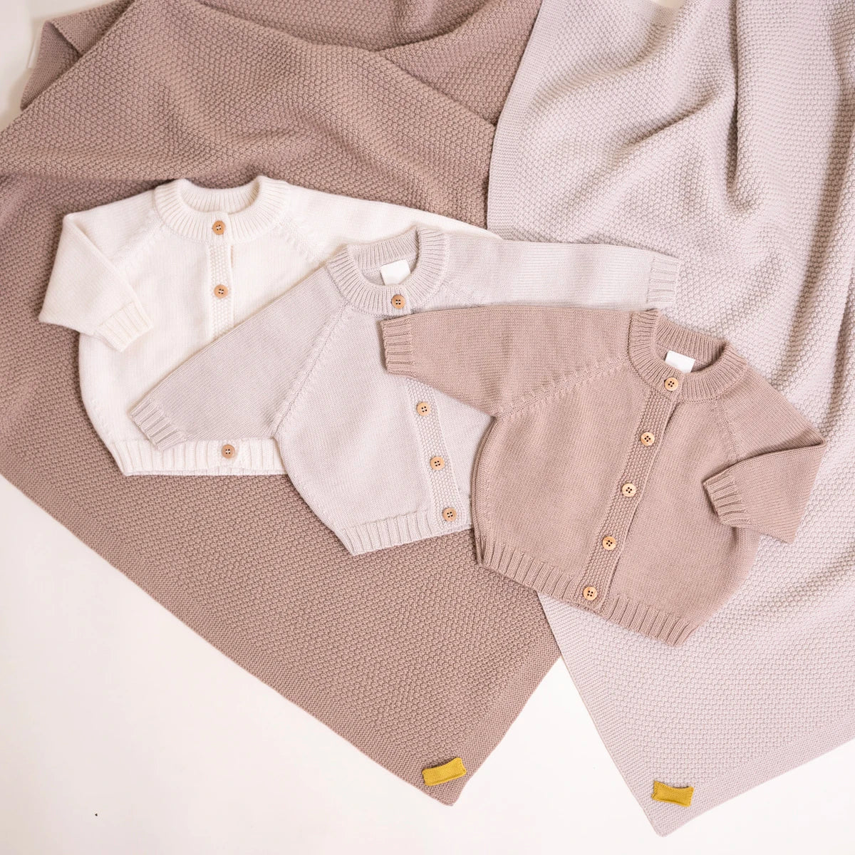 THE WOOLLY CARDIGAN - cappuccino - Image 8