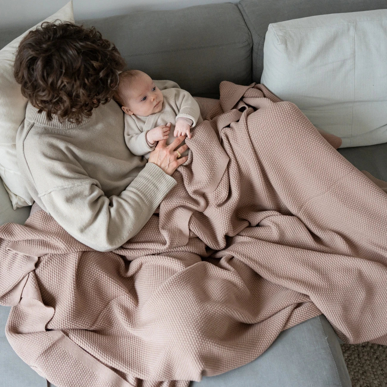 THE WOOLLY FAMILY BLANKET - cappuccino - Image 2