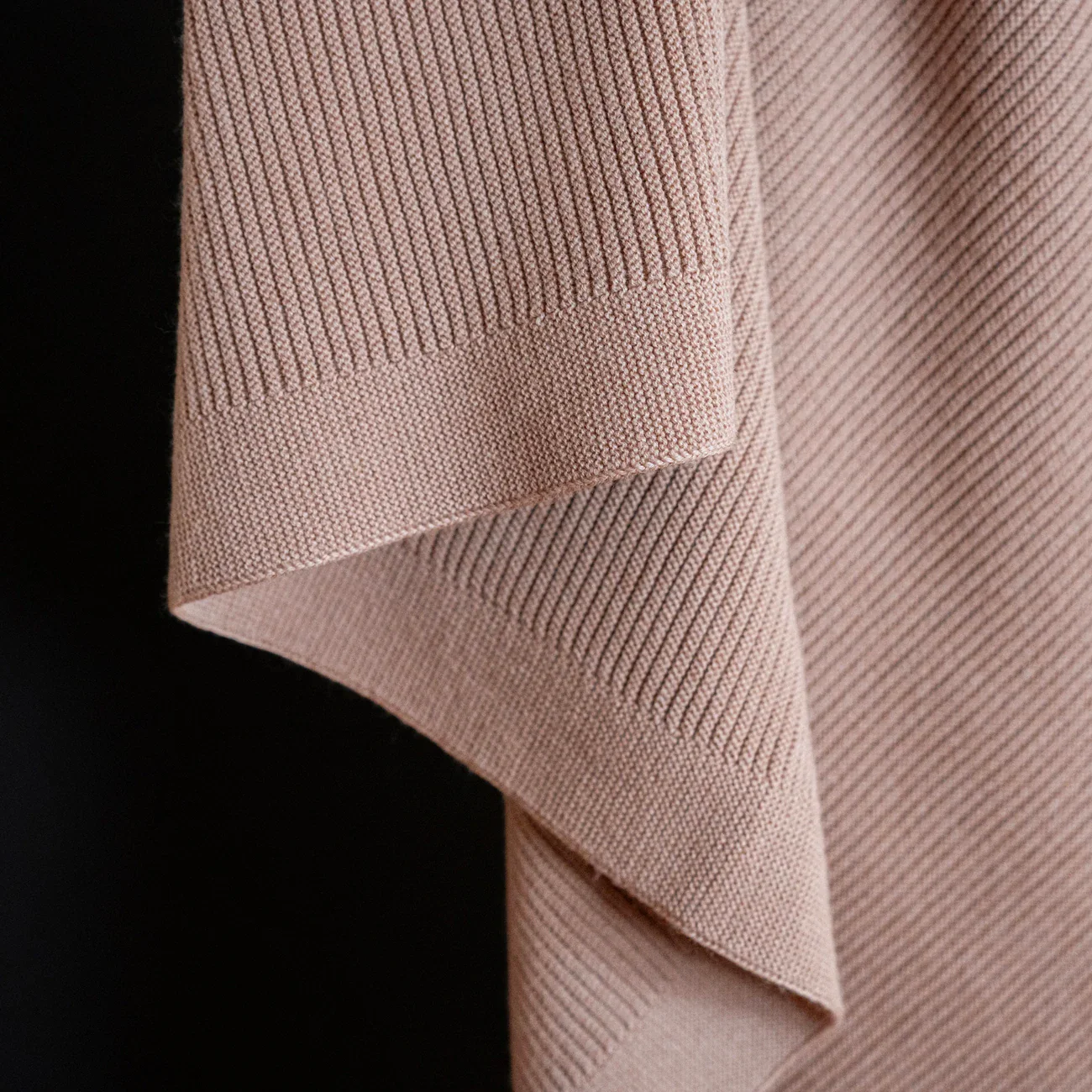 THE WOOLLY RIB BLANKET - cappuccino - Image 3