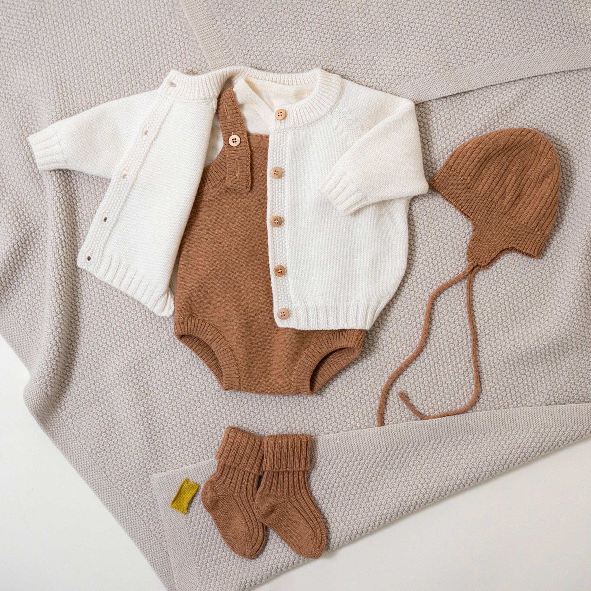 THE WOOLLY ROMPER - camel - Image 12